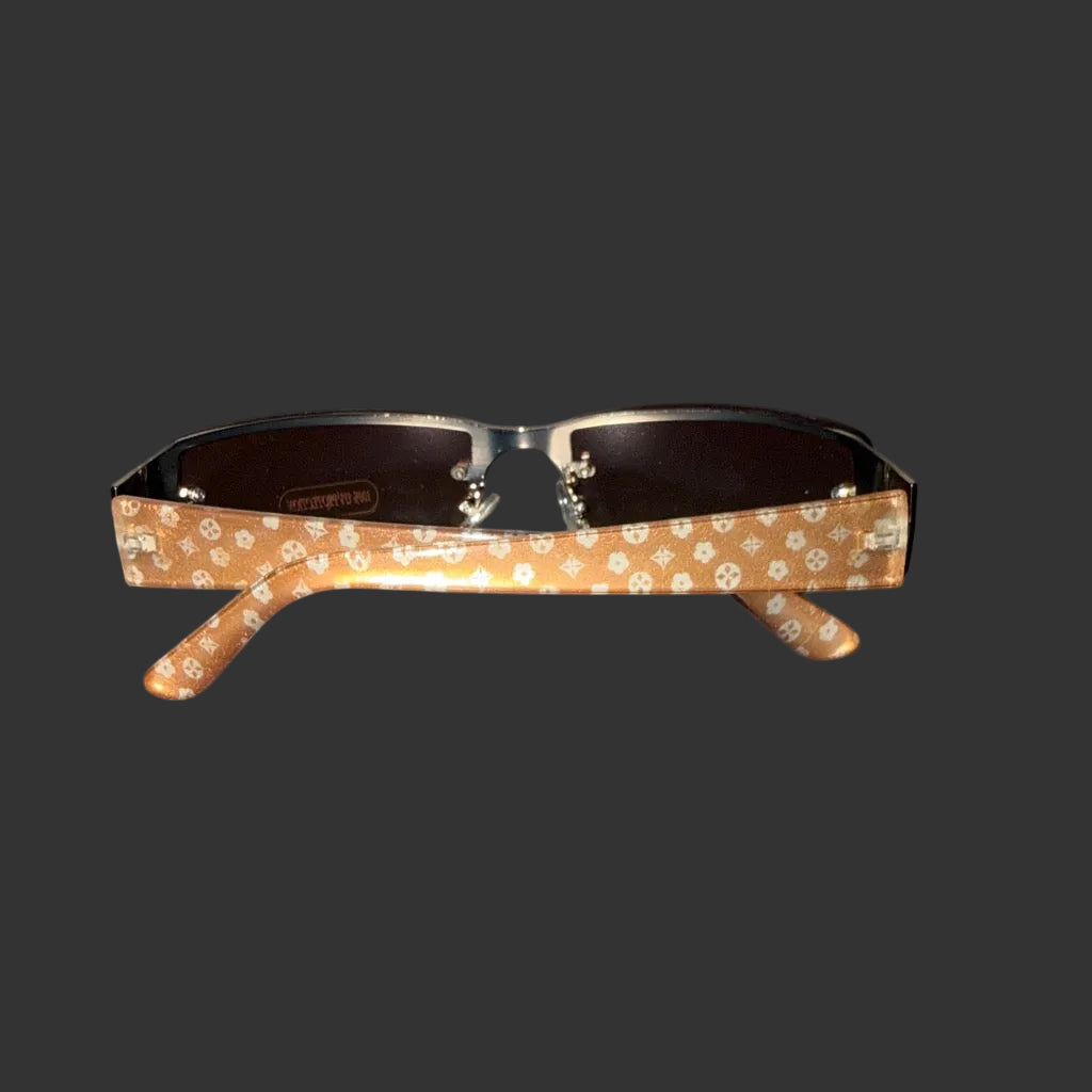 Sunglasses with 100 % UV protection B1019 Italy design